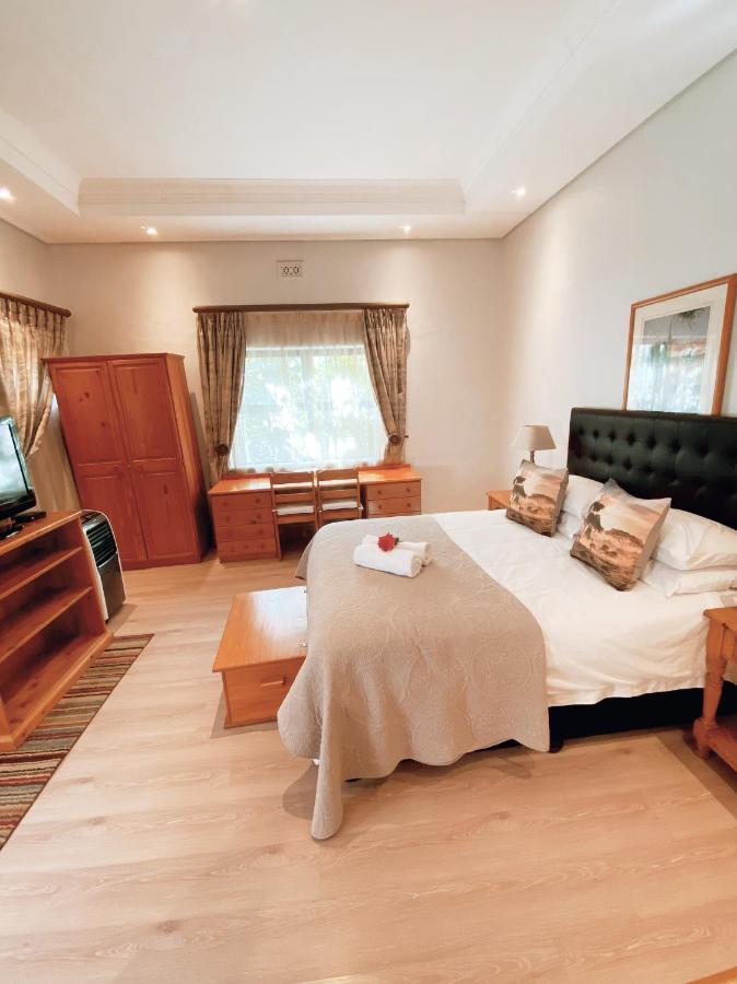 Albatross Apartment